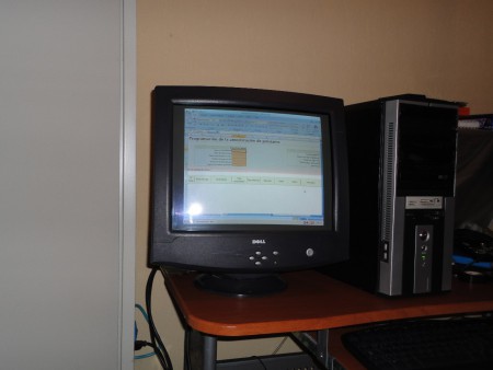 Procesador AMD Athlon(tm) 1.79 Mhz, 756 Mb en RAM y 40 GB en D.D. / Monitor Dell 17" / No incluye Teclado y Mouse  $800